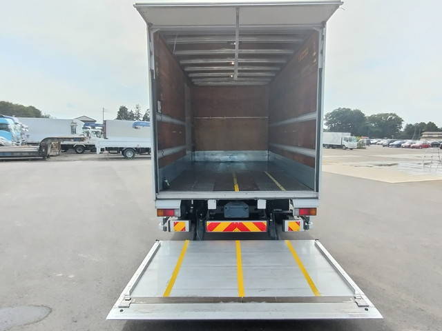 日野デュトロアルミバン小型（2t・3t）[写真06]