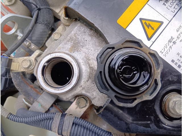 いすゞフォワードダンプ中型（4t）[写真13]