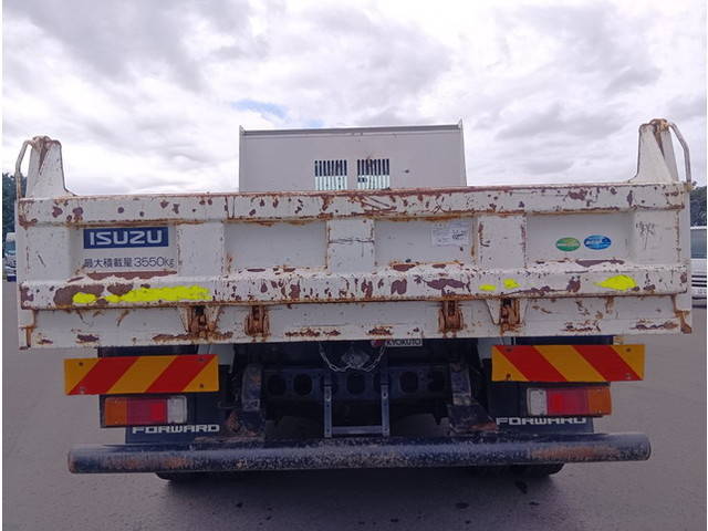 いすゞフォワードダンプ中型（4t）[写真07]