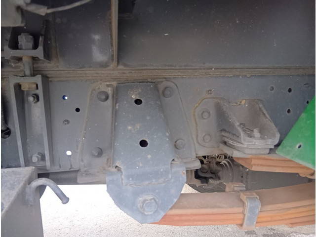 日野デュトロパッカー車（塵芥車）小型（2t・3t）[写真17]