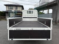 日野デュトロ平ボディ小型（2t・3t）[写真10]