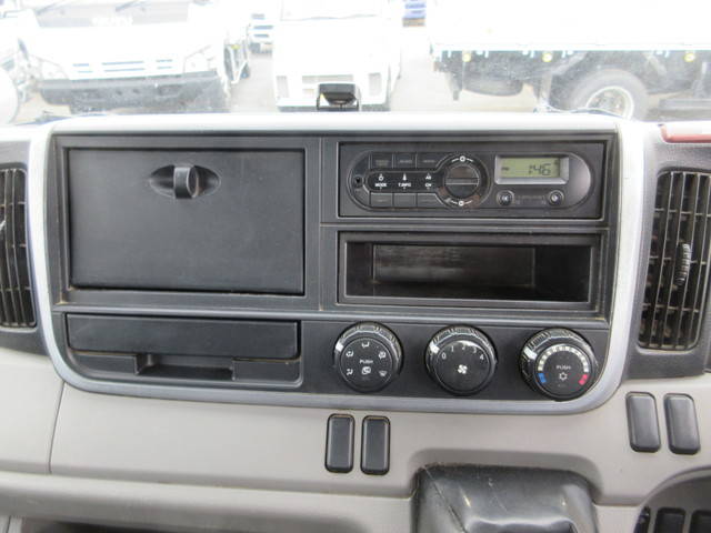 三菱ふそうキャンターダンプ小型（2t・3t）[写真12]