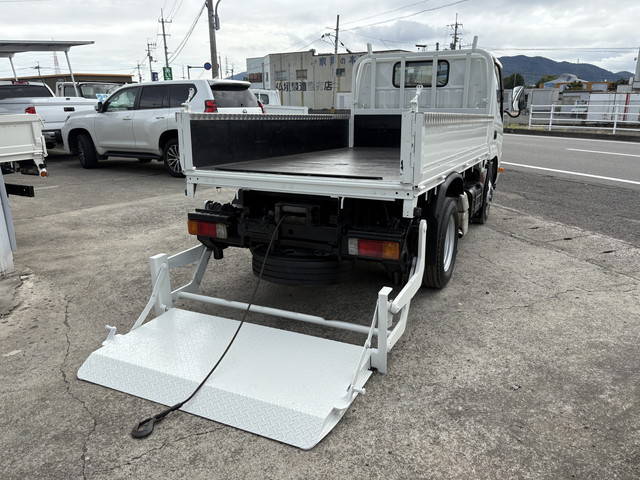 トヨタダイナ平ボディ小型（2t・3t）[写真04]