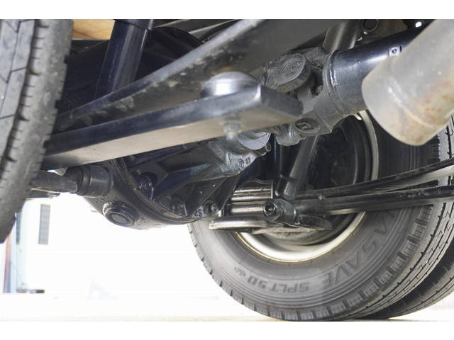 いすゞエルフ平ボディ小型（2t・3t）[写真28]