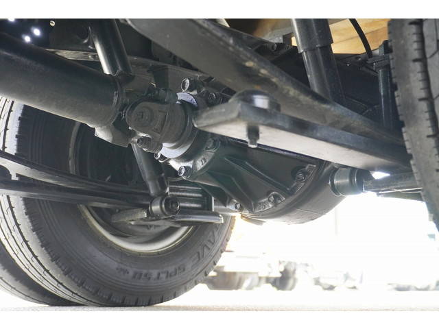 いすゞエルフ平ボディ小型（2t・3t）[写真29]