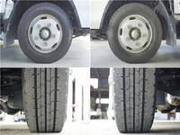 いすゞエルフ平ボディ小型（2t・3t）[写真31]