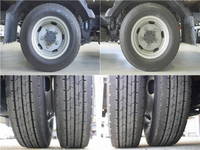 いすゞエルフ平ボディ小型（2t・3t）[写真32]