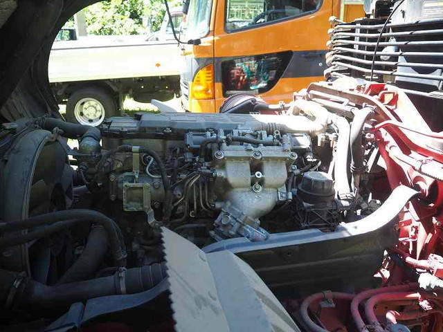 三菱ふそうファイタークレーン5段増トン（6t・8t）[写真33]