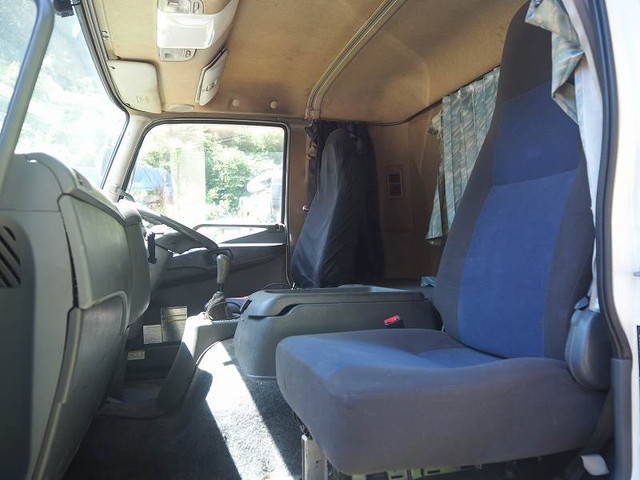 三菱ふそうファイタークレーン5段増トン（6t・8t）[写真36]