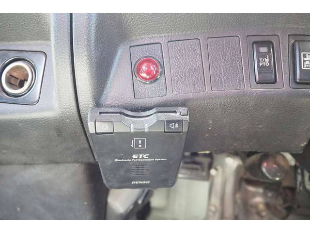 日野レンジャークレーン4段中型（4t）[写真38]