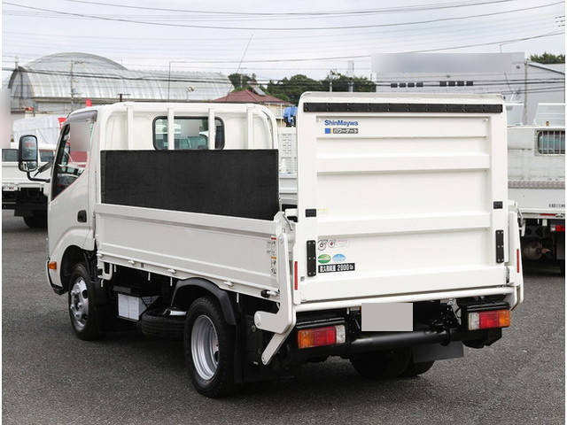 日野デュトロ平ボディ小型（2t・3t）[写真02]