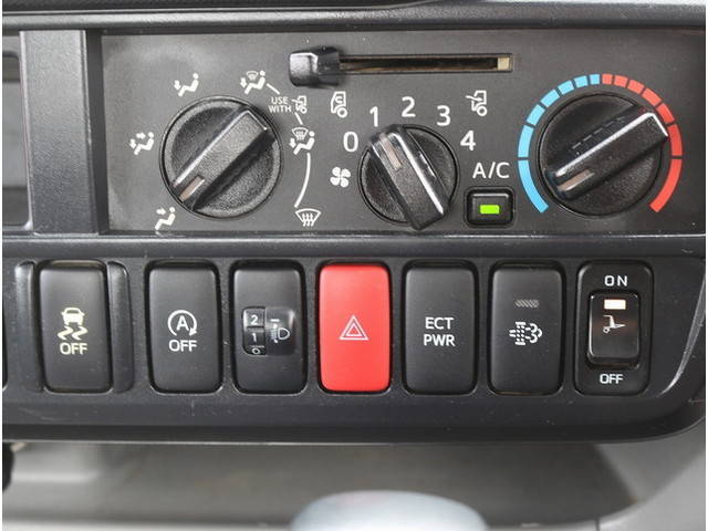 日野デュトロ平ボディ小型（2t・3t）[写真29]