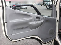 日野デュトロ平ボディ小型（2t・3t）[写真34]