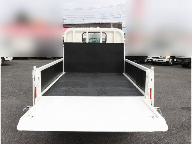 日野デュトロ平ボディ小型（2t・3t）[写真08]