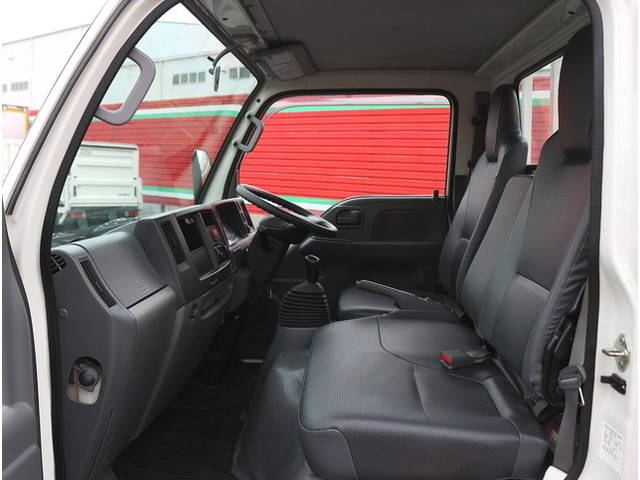 いすゞエルフ平ボディ小型（2t・3t）[写真32]