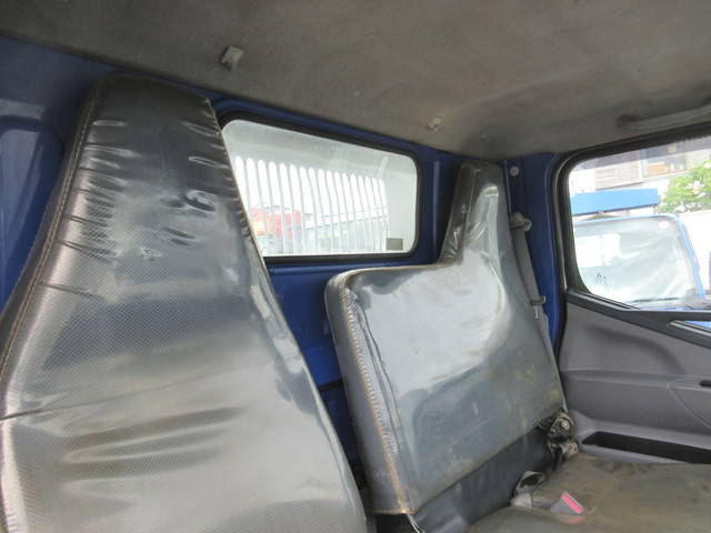 三菱ふそうキャンターダンプ小型（2t・3t）[写真13]