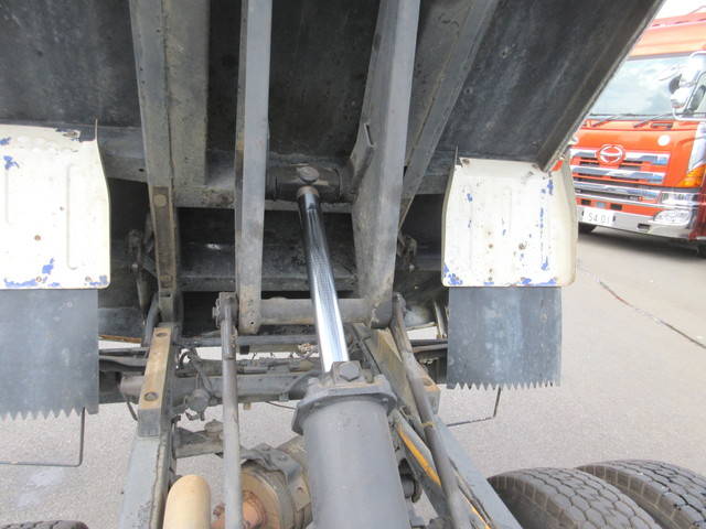 三菱ふそうキャンターダンプ小型（2t・3t）[写真28]