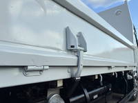 三菱ふそうキャンター平ボディ小型（2t・3t）[写真16]