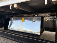 三菱ふそうキャンター平ボディ小型（2t・3t）[写真19]