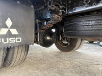 三菱ふそうキャンター平ボディ小型（2t・3t）[写真24]