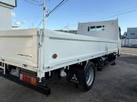 三菱ふそうキャンター平ボディ小型（2t・3t）[写真09]