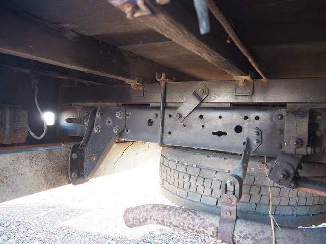 三菱ふそうキャンタークレーン4段小型（2t・3t）[写真23]