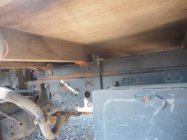 三菱ふそうキャンタークレーン4段小型（2t・3t）[写真27]