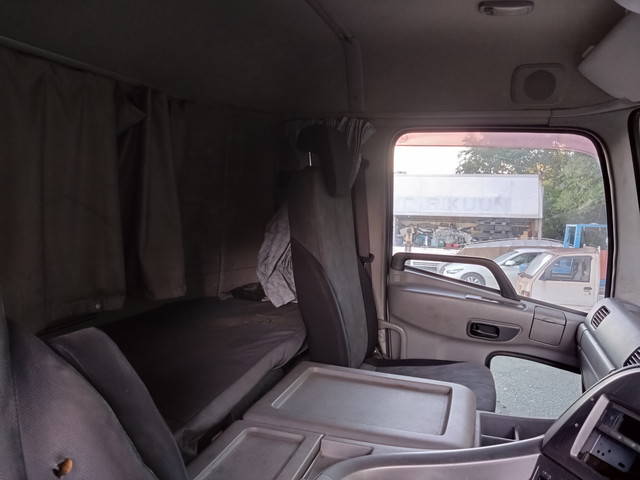 UDトラックスその他の車種平ボディ大型（10t）[写真13]