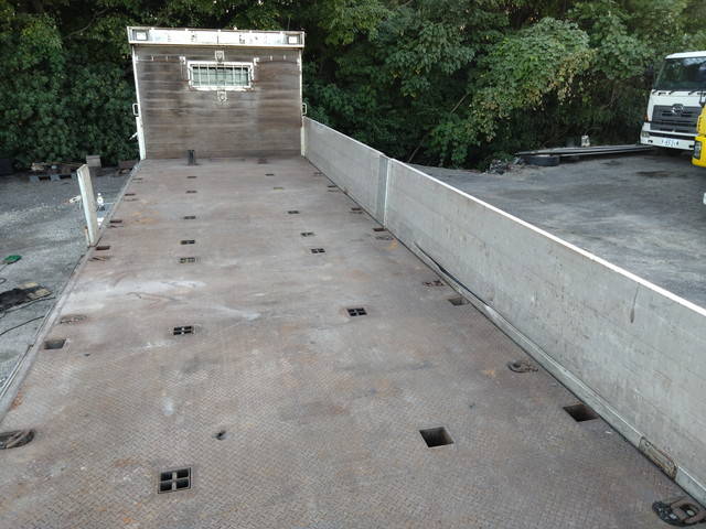 UDトラックスその他の車種平ボディ大型（10t）[写真18]