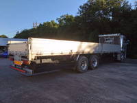 UDトラックスその他の車種平ボディ大型（10t）[写真02]