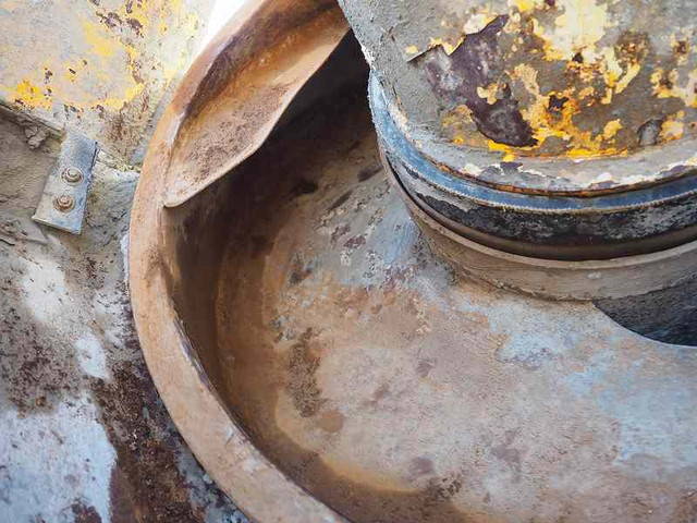 いすゞフォワードミキサー車（コンクリートミキサー）中型（4t）[写真18]