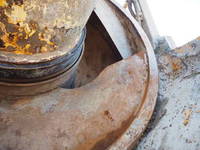 いすゞフォワードミキサー車（コンクリートミキサー）中型（4t）[写真20]