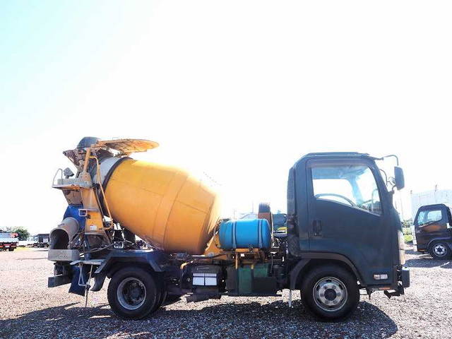 いすゞフォワードミキサー車（コンクリートミキサー）中型（4t）[写真07]