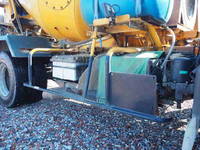 いすゞフォワードミキサー車（コンクリートミキサー）中型（4t）[写真10]