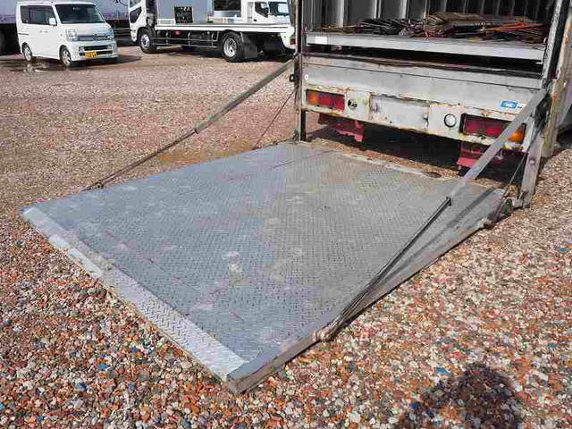 三菱ふそうスーパーグレート回送車大型（10t）[写真10]