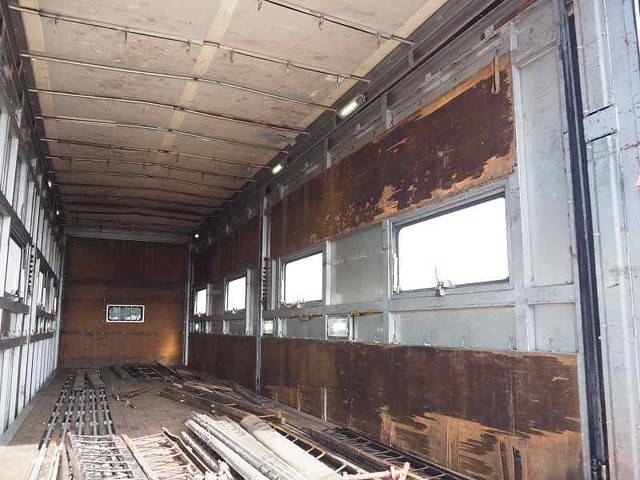 三菱ふそうスーパーグレート回送車大型（10t）[写真14]