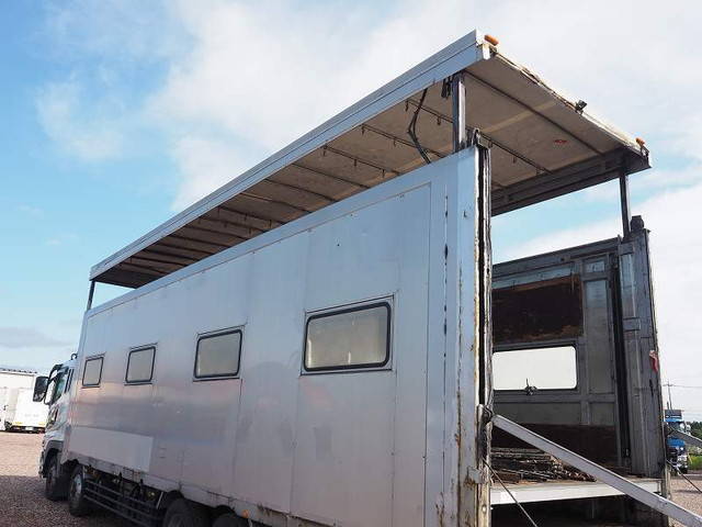 三菱ふそうスーパーグレート回送車大型（10t）[写真19]