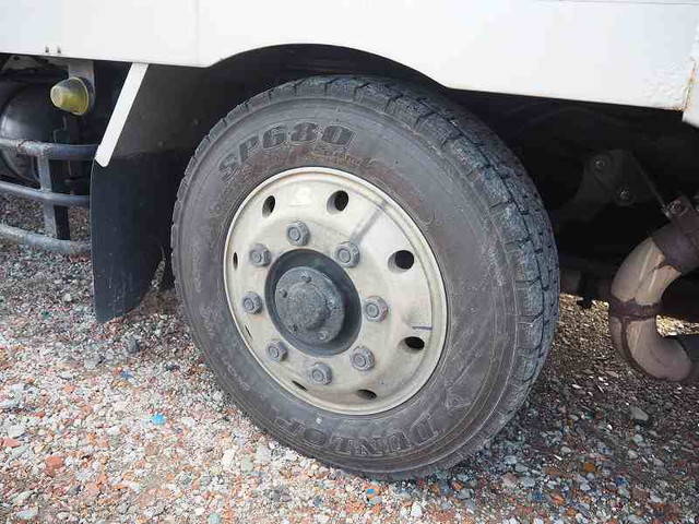 三菱ふそうスーパーグレート回送車大型（10t）[写真23]