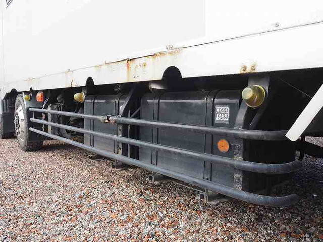 三菱ふそうスーパーグレート回送車大型（10t）[写真29]