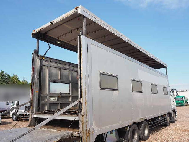 三菱ふそうスーパーグレート回送車大型（10t）[写真03]