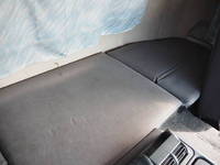 三菱ふそうスーパーグレート回送車大型（10t）[写真38]