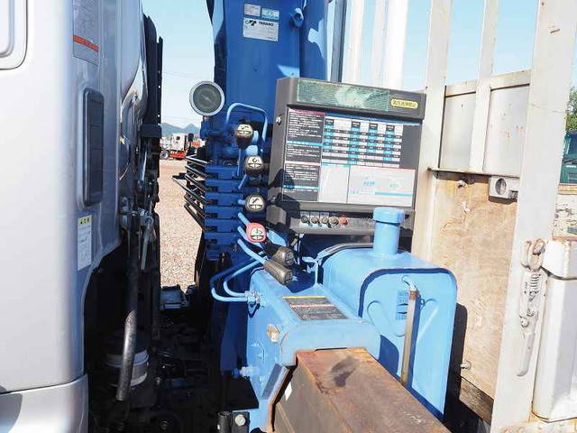 日野レンジャークレーン5段中型（4t）[写真14]