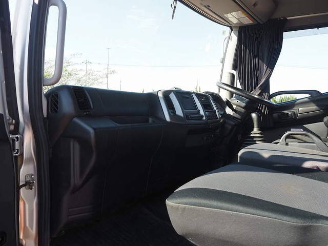 日野レンジャークレーン5段中型（4t）[写真33]