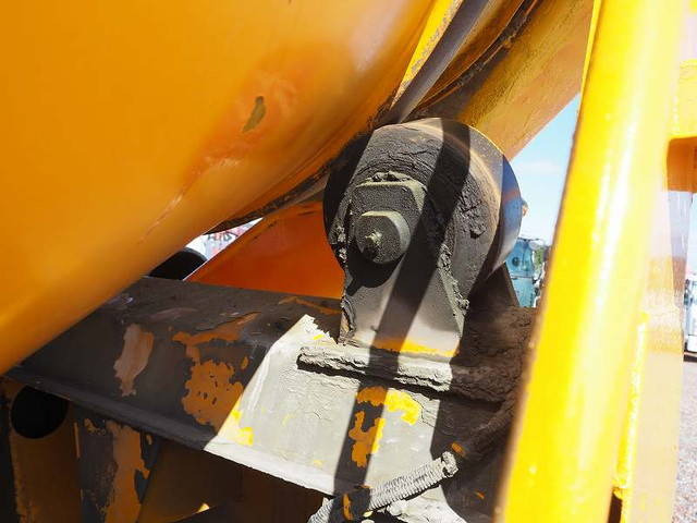 いすゞフォワードミキサー車（コンクリートミキサー）中型（4t）[写真29]