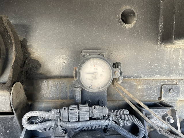 三菱ふそうスーパーグレートダンプ大型（10t）[写真17]