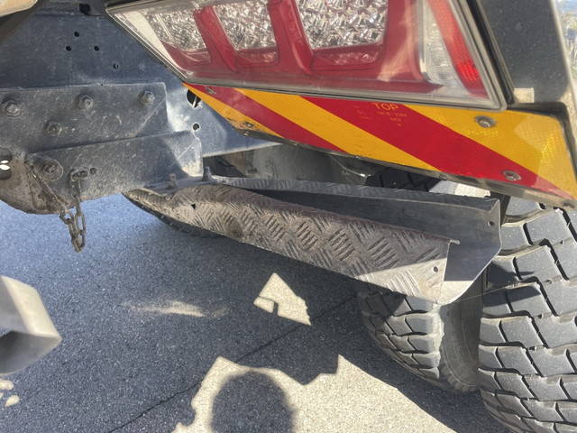 三菱ふそうスーパーグレートダンプ大型（10t）[写真18]