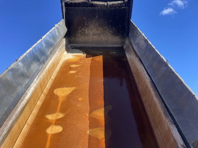 三菱ふそうスーパーグレートダンプ大型（10t）[写真08]