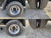 いすゞフォワード平ボディ中型（4t）[写真41]