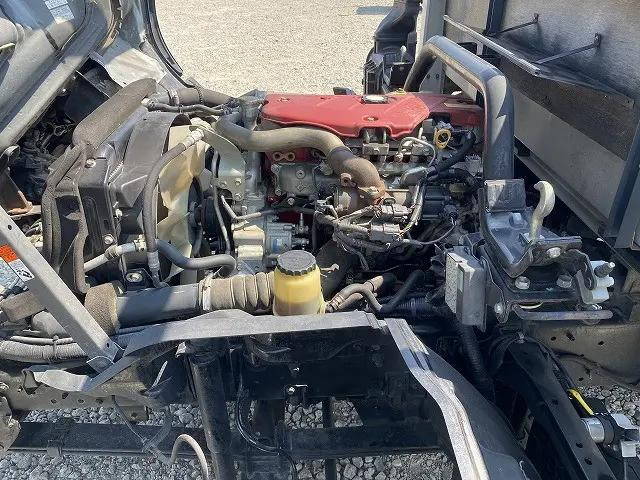 日野デュトロ平ボディ小型（2t・3t）[写真12]