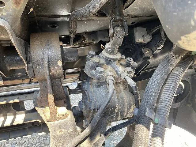 日野デュトロ平ボディ小型（2t・3t）[写真16]